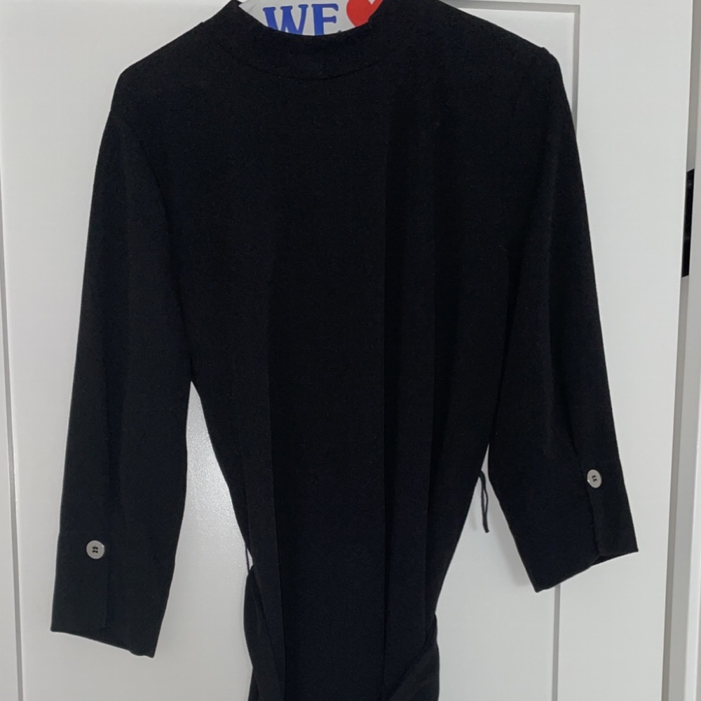 Dress - Picture 4 of 4